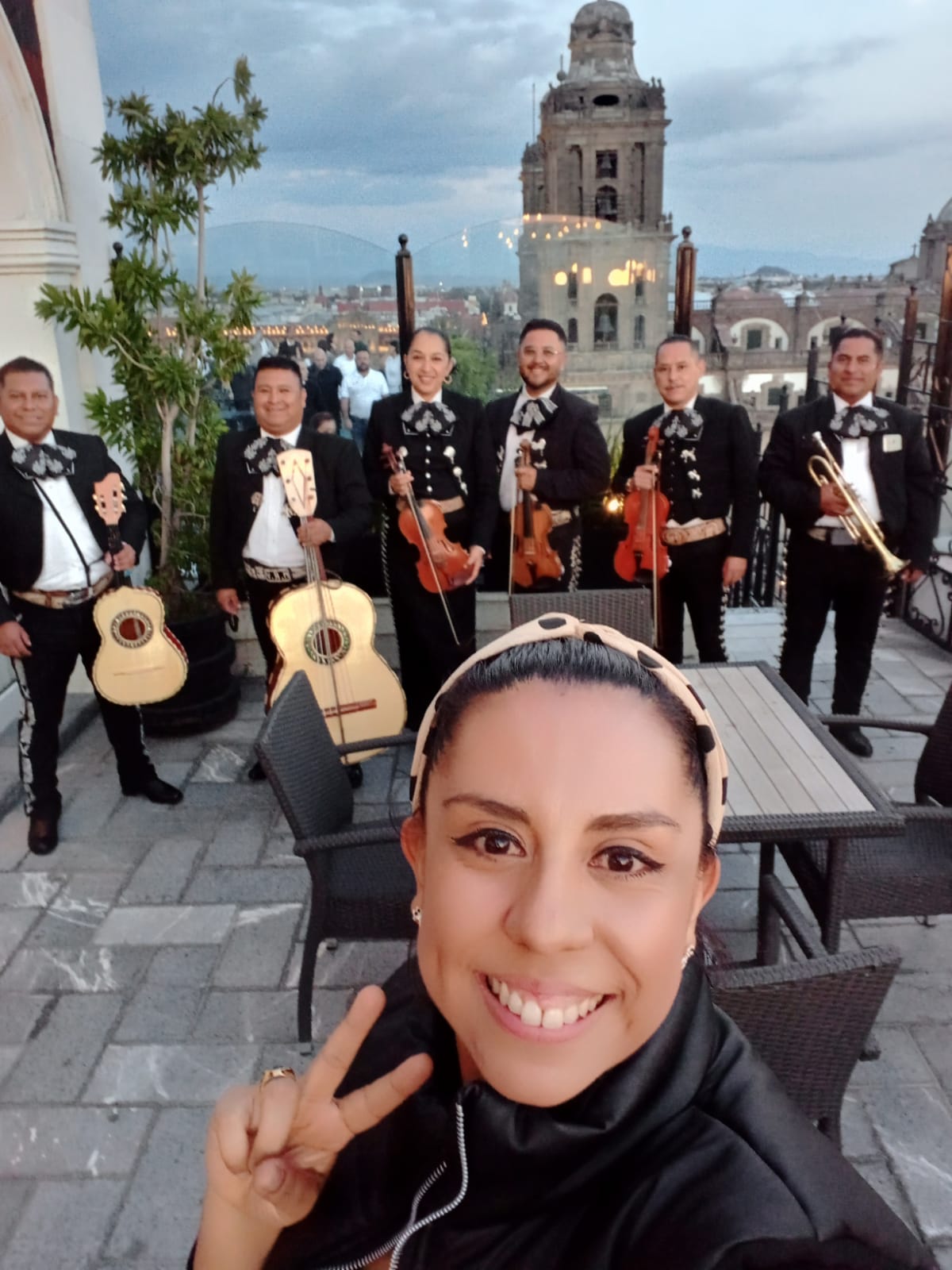 Mariachi en terraza evento CDMX