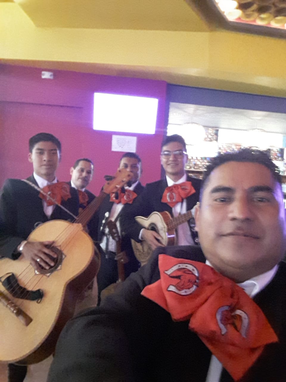 Selfie grupo mariachi evento